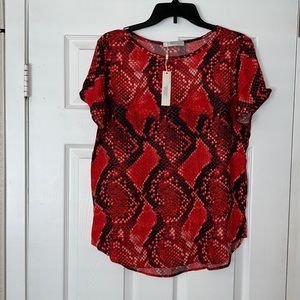 Lavender brown nwt sz small women’s top color red